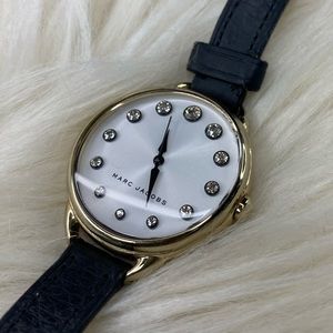 Marc Jacobs watch 🖤